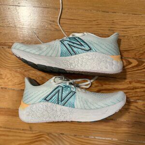 New Balance Fresh Foam Vongo v5 White & Mango Running Shoes, 9 US, 7 UK, 40.5 EU